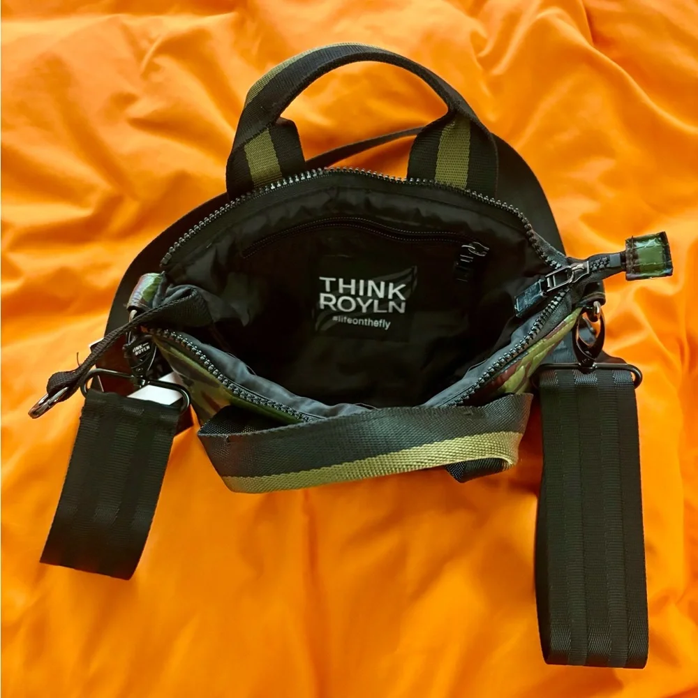 THINK ROYLN Green Camouflage Messenger Bag - Picture 3 of 4